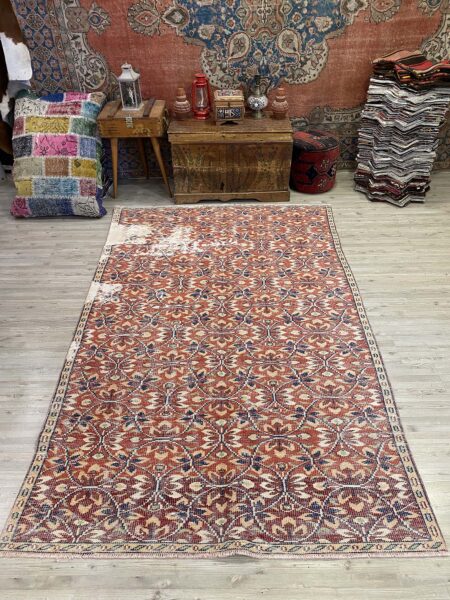 Handmade Distressed Vintage Rug - SKU 10181 - Detail View