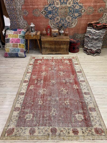 Turkish Distressed Vintage Rug, Handmade rug, wool & silk wool/weave, size 154 × 254 cm, from Manisa, SKU 10197