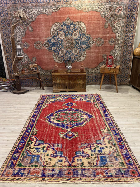 Handwoven Vintage Rug - SKU 10308 - Detail View