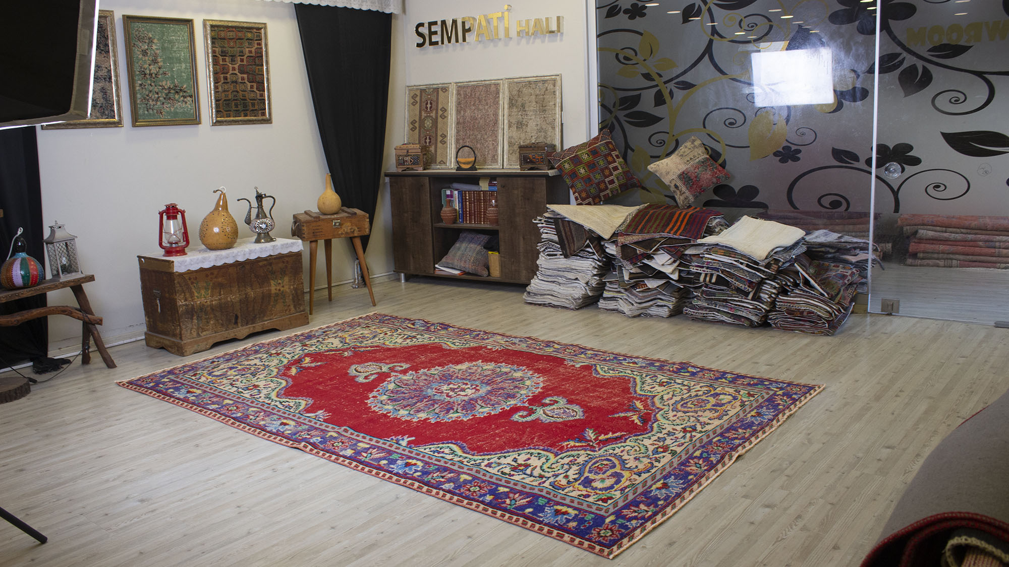 Handcrafted Distressed Rug, Handmade rug, wool, cotton & silk wool/weave, size 180 × 297 cm, from Bergama, SKU 10492