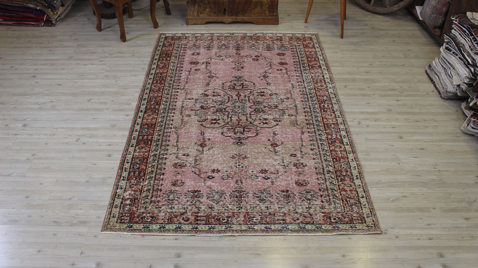 Vintage-Style Handmade Wool Rug - SKU 10526 - Detail View