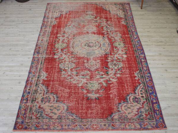 Handmade Wool Vintage Rug - SKU 10588 - Detail View