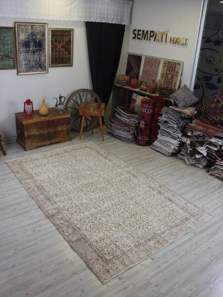 Vintage Handmade Wool Rug - SKU 10618 - Detail View