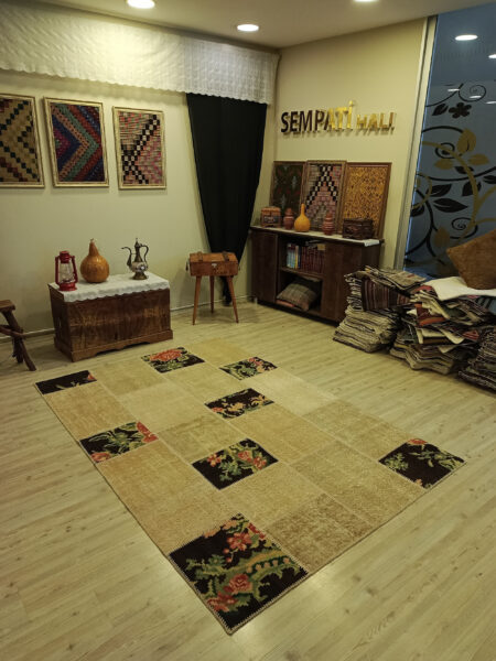 Vintage-Style Wool Patchwork Rug, Handmade rug, wool & cotton wool/weave, size 160 × 240 cm, from Sivas, SKU 6424