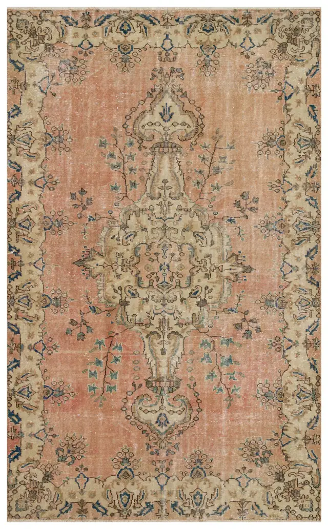 100% Wool Distressed Rug - SKU 10143 - Detail View