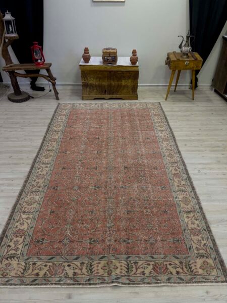 Distressed Handwoven Vintage Rug, Handmade rug, cotton wool/weave, size 164 × 270 cm, from Gördes, SKU 10453