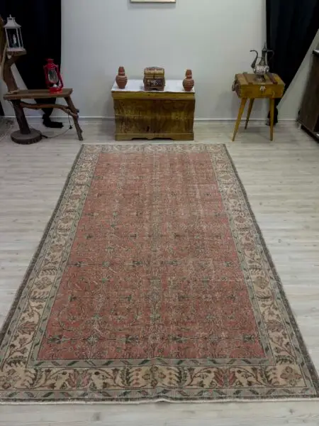 Distressed Handwoven Vintage Rug, Handmade rug, cotton wool/weave, size 164 × 270 cm, from Gördes, SKU 10453