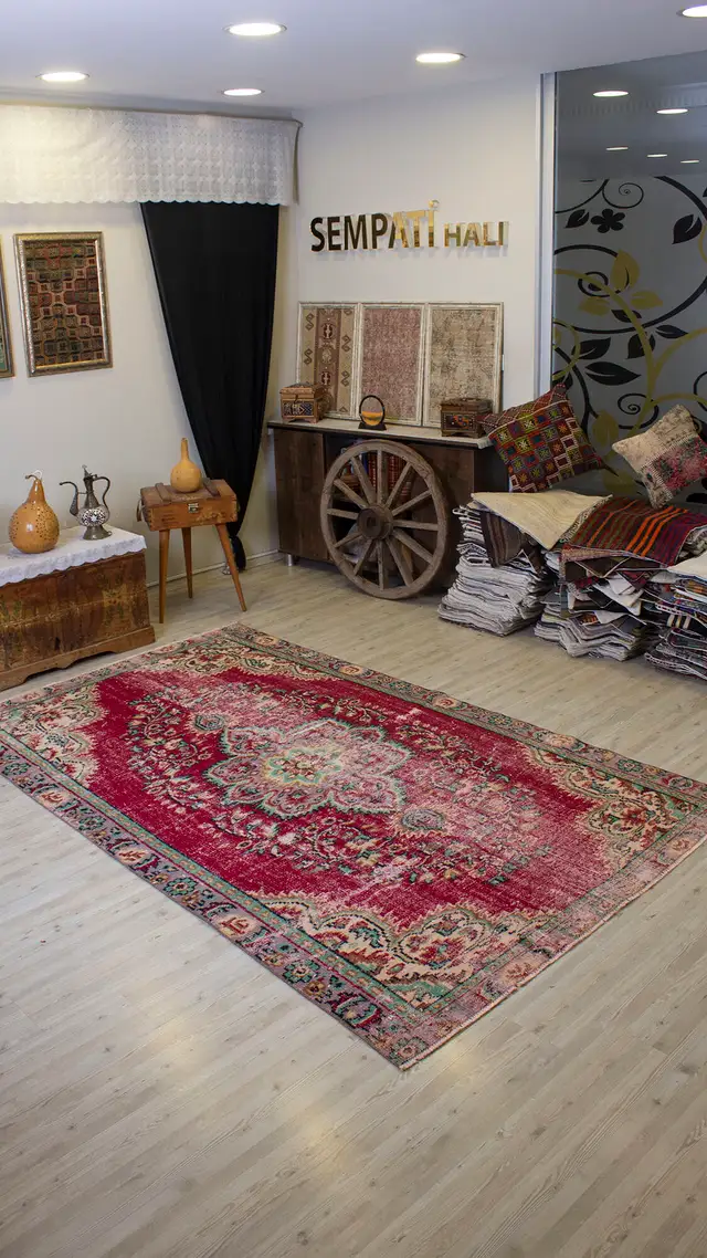 Vintage Distressed Wool Rug, Handmade rug, wool & cotton wool/weave, size 167 × 278 cm, from Konya, SKU 10483