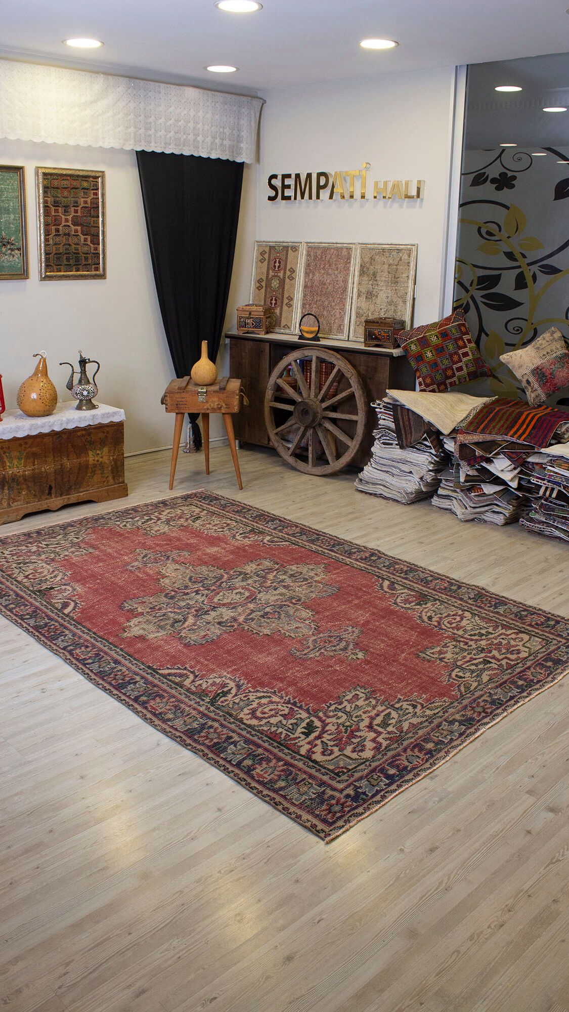 Handmade Anatolian Rug, Handmade rug, cotton wool/weave, size 177 × 277 cm, from Gaziantep, SKU 10486