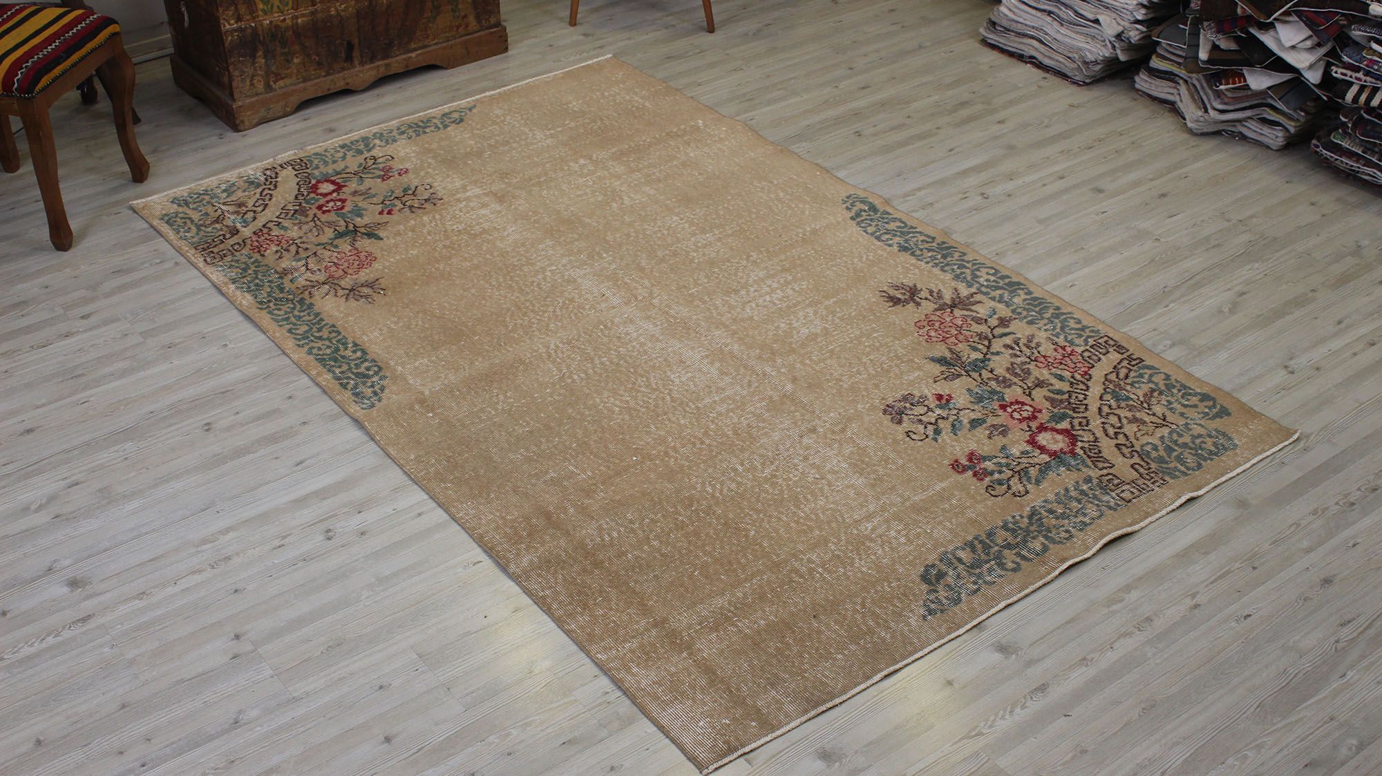 Distressed Hand-Woven Wool Rug, Vintage, Handmade rug, wool wool/weave, size 152 × 244 cm, from Kars, SKU 10524