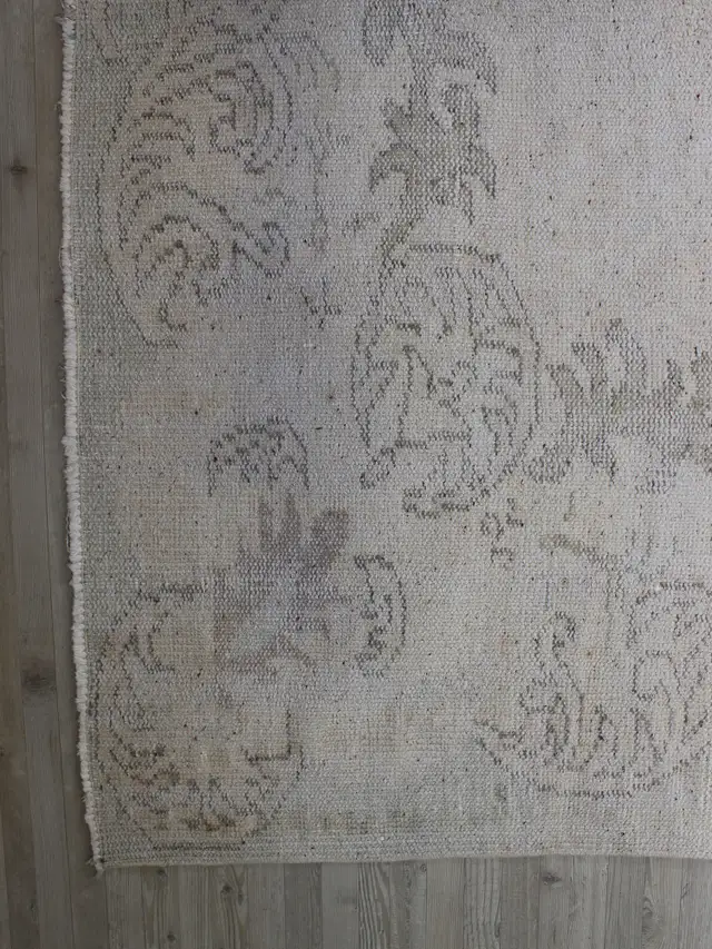 Handmade Wool Rug - SKU 10560 - Detail View