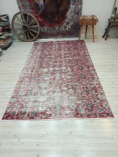 100% Wool Vintage Hand-Woven Rug - SKU 10846 - Detail View