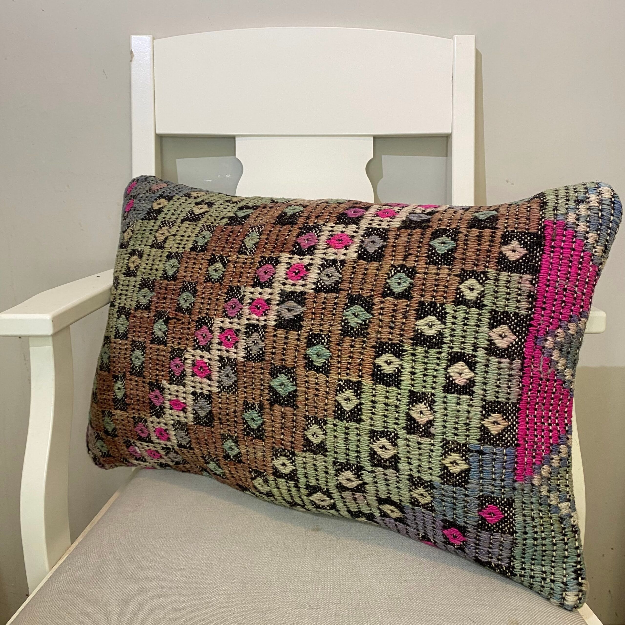 Handwoven Patchwork Pillowcase, Pillowcases rug, wool & silk wool/weave, size 40 × 60 cm, from Konya, SKU 394