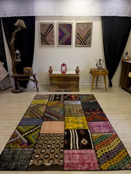 Modern, One-of-a-Kind Custom Patchwork Rug, Handmade rug, wool & silk wool/weave, size 162 × 240 cm, from Ladik, SKU 4011