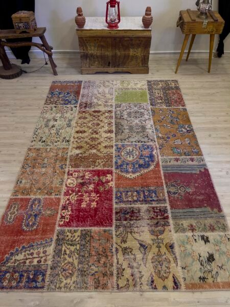 Handmade Patchwork Elegant Design Rug - SKU 4019 - Detail View