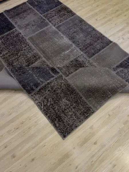 Handmade Patchwork Elegant Design Rug - SKU 4031 - Detail View