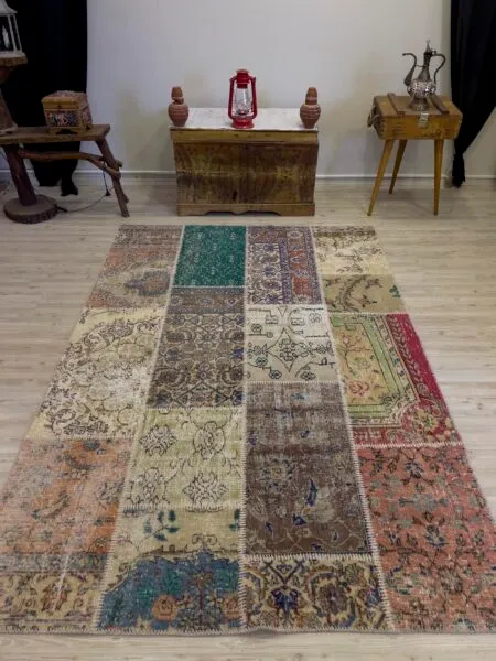 Handmade Patchwork Elegant Design Rug, Handmade rug, wool wool/weave, size 162 × 237 cm, from Isparta, SKU 4040