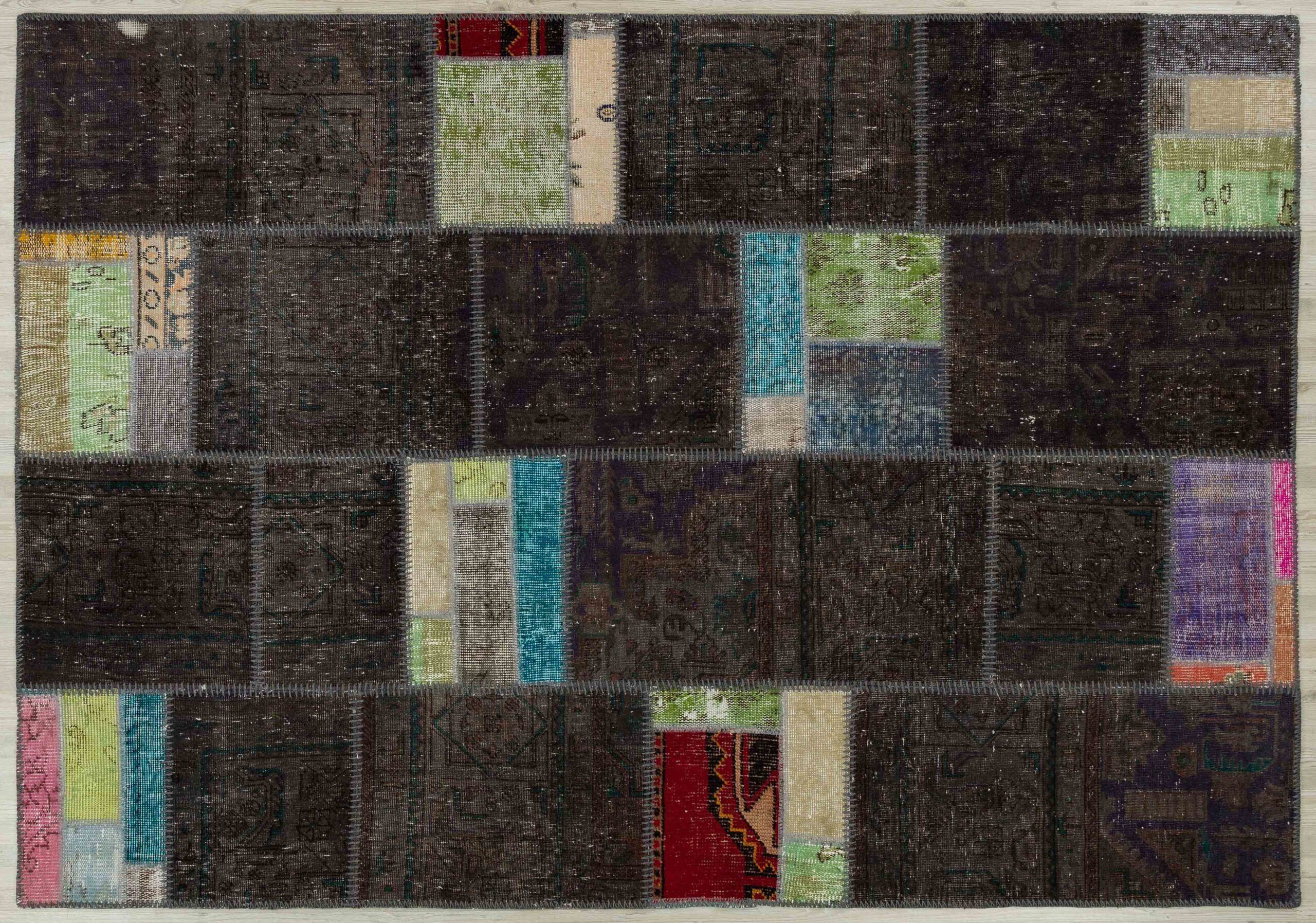 Handwoven Patchwork Rug with a Distressed Look and Unique Beauty, Handmade rug, cotton wool/weave, size 160 × 230 cm, from Gaziantep, SKU 5018