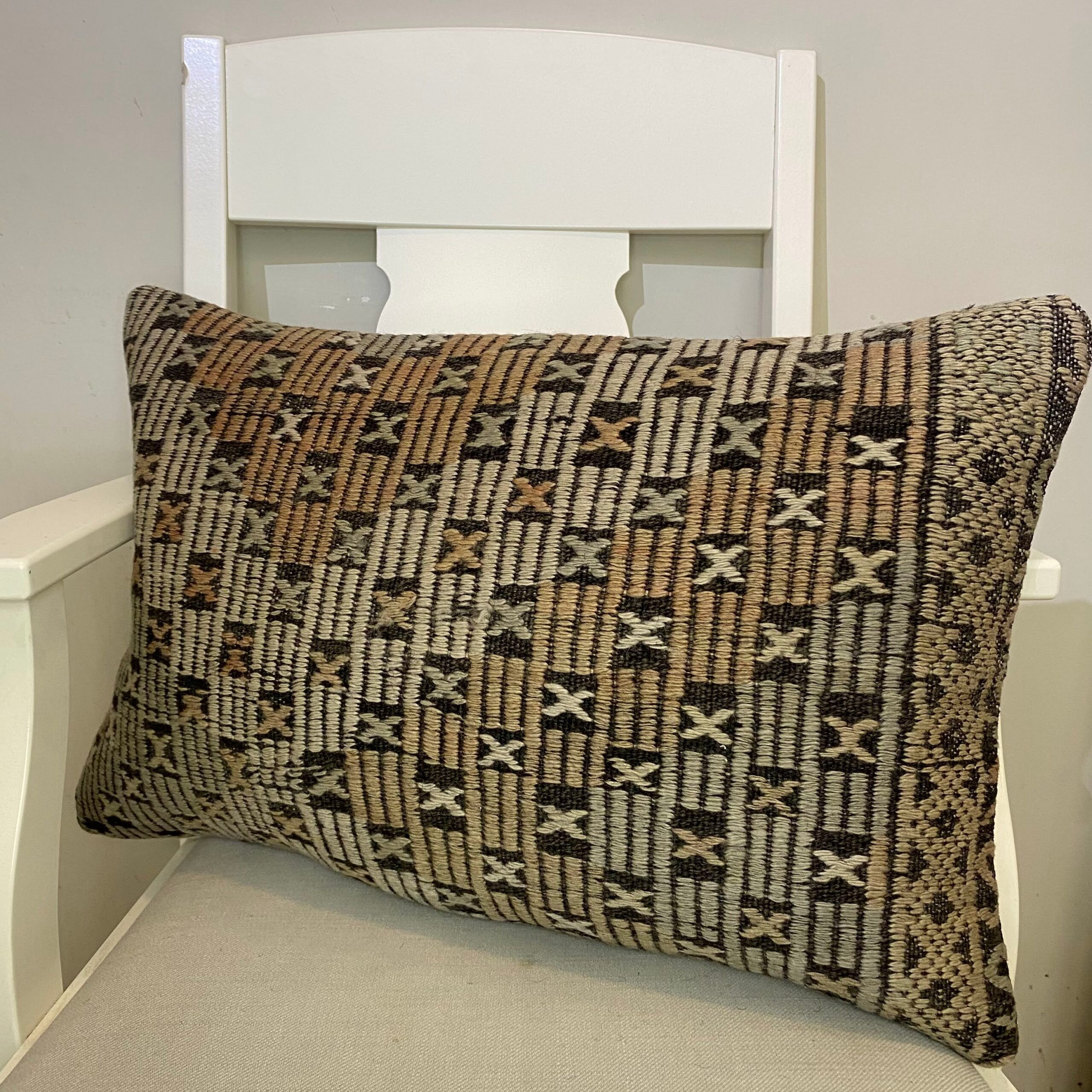 Hand-Woven Pillowcase, Pillowcases rug, wool wool/weave, size 40 × 60 cm, from Manisa, SKU 525
