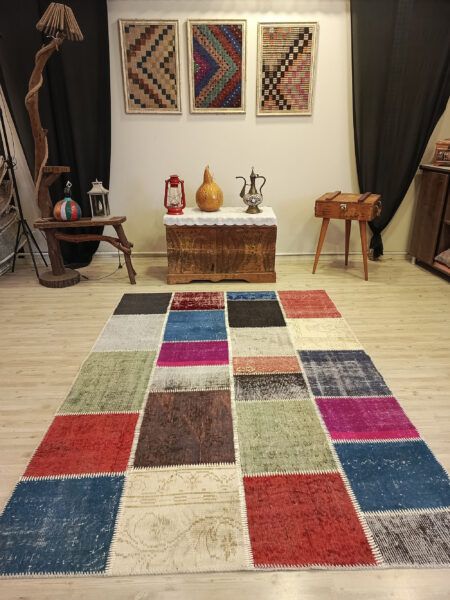 Wool-Woven Patchwork Rug, Handmade rug, silk wool/weave, size 160 × 225 cm, from Gördes, SKU 6401