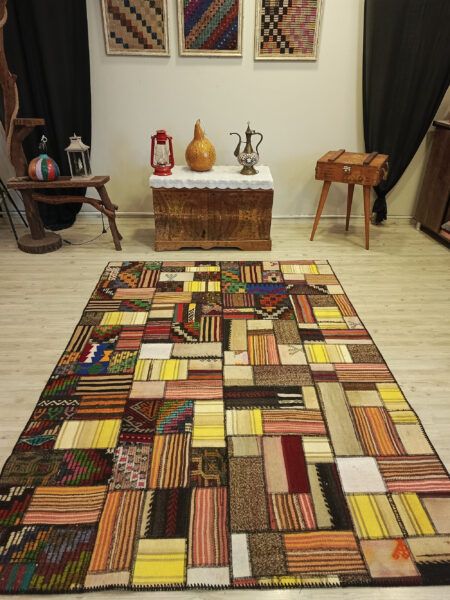 Classic Handwoven Patchwork Rug, Handmade rug, wool wool/weave, size 160 × 220 cm, from Anatolia, SKU 6403